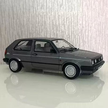 [Norev] 1:18 Volkswagen 1983 Golf GTI Champion Black Model Car Resin