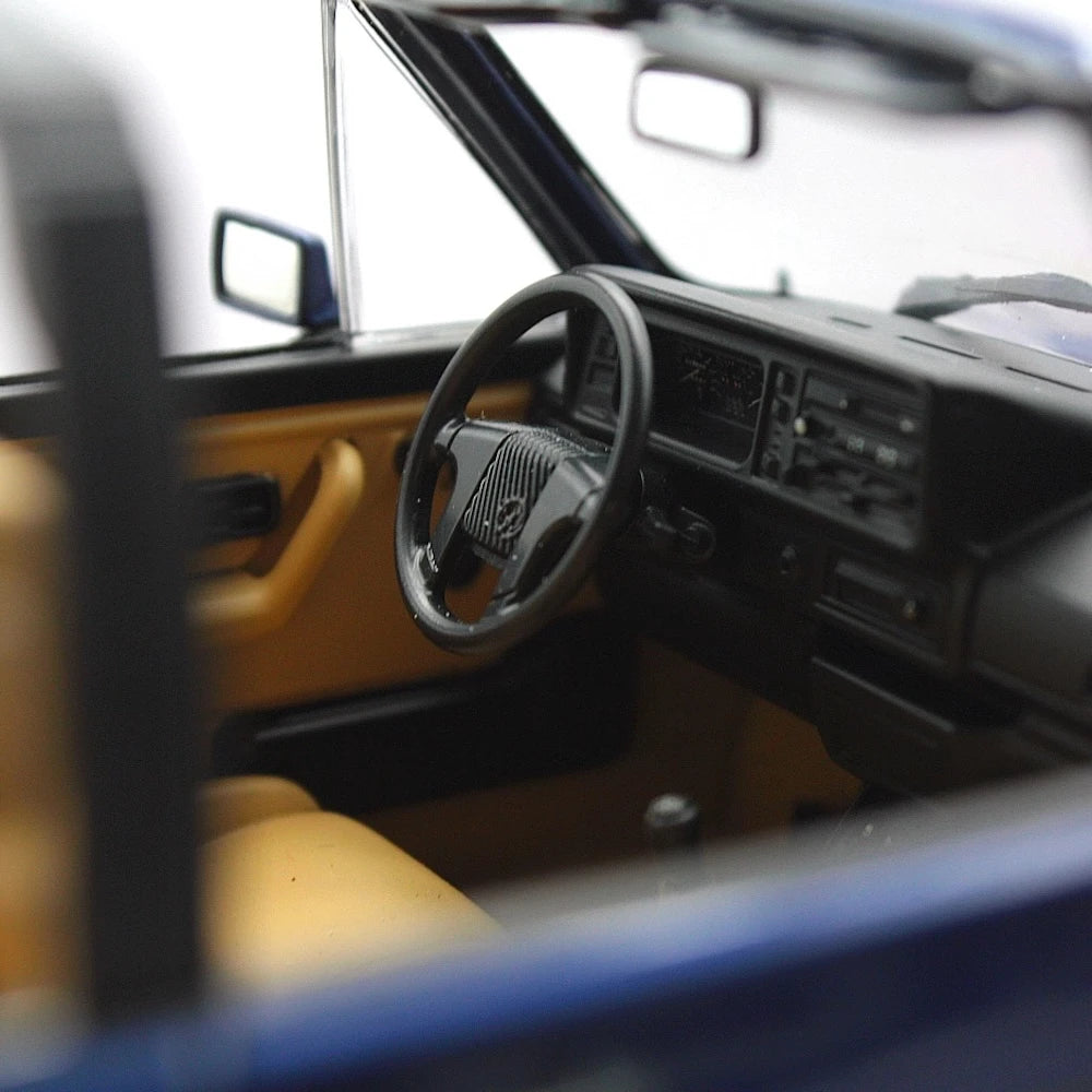 [Norev] 1:18 Volkswagen 1983 Golf MK1 Cabriolet Blue Model Car Resin