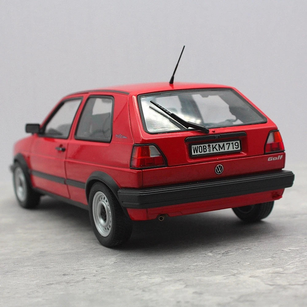 [Norev] 1:18 Volkswagen 1984 Golf CL Red Model Car Resin