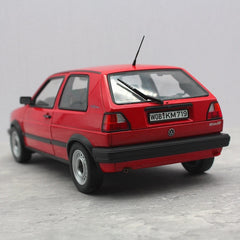 [Norev] 1:18 Volkswagen 1984 Golf CL Red Model Car Resin