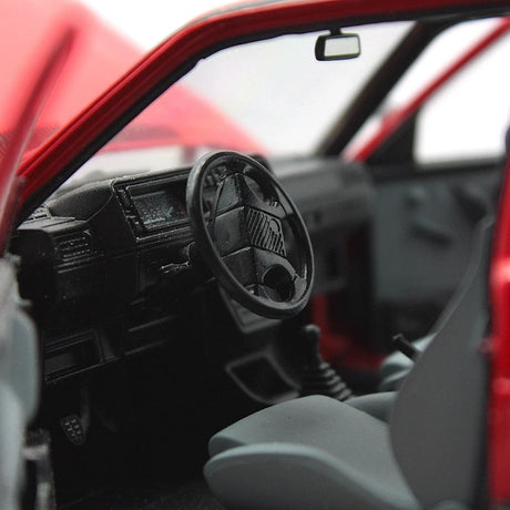 [Norev] 1:18 Volkswagen 1984 Golf CL Red Model Car Resin