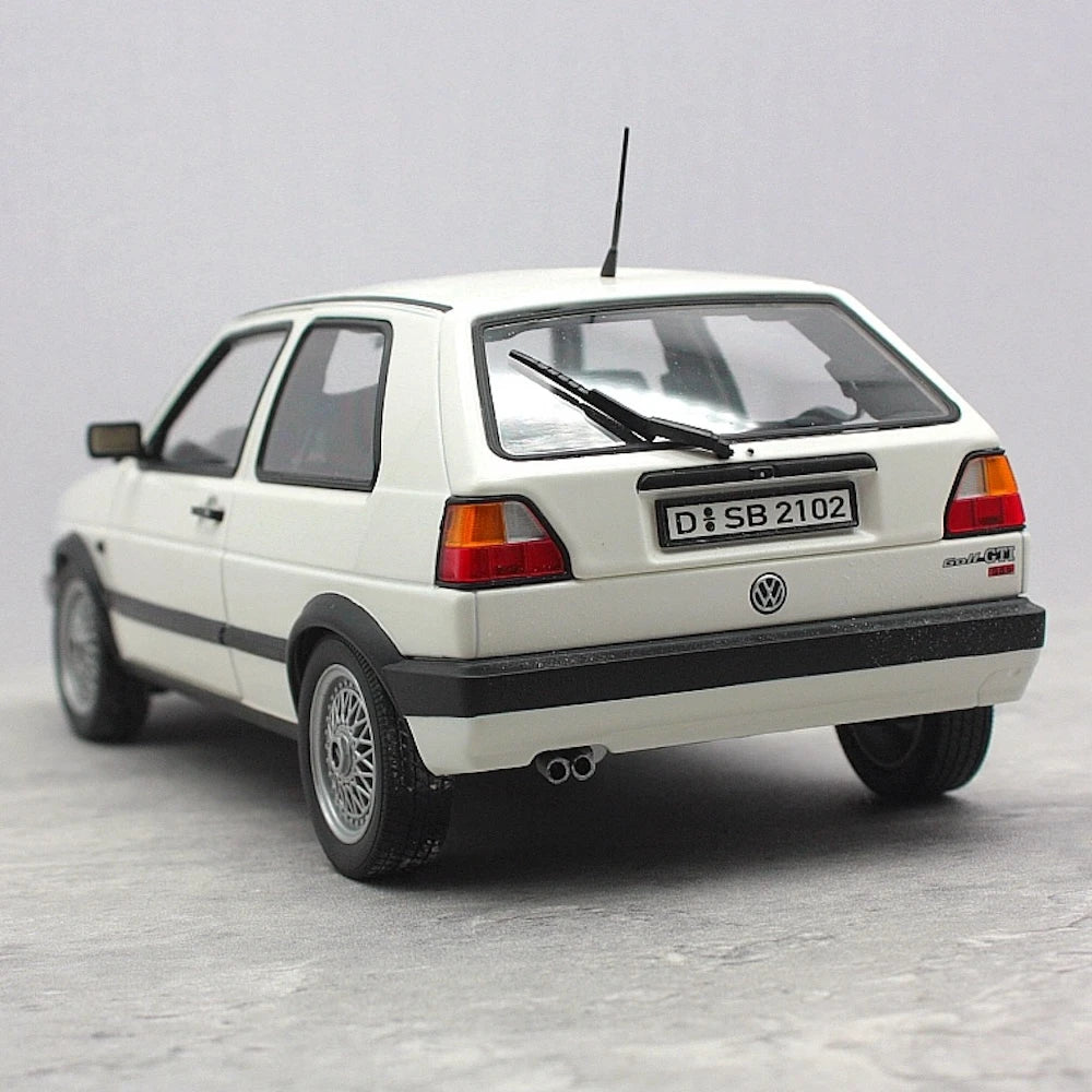 [Norev] 1:18 Volkswagen 1990 Golf GTI G60 White Model Car Resin