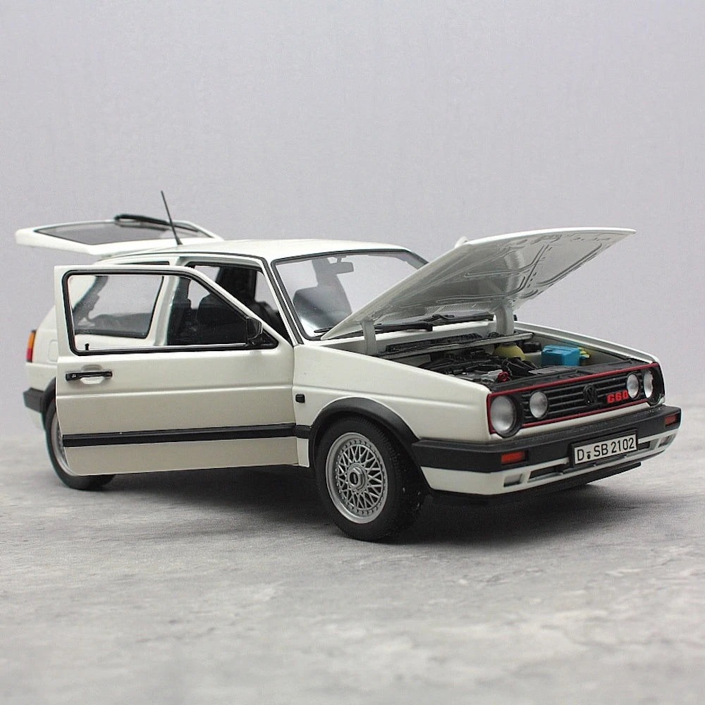 [Norev] 1:18 Volkswagen 1990 Golf GTI G60 White Model Car Resin