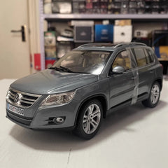 [Norev] 1:18 Volkswagen 2008 Tiguan grigio modellino di auto resina