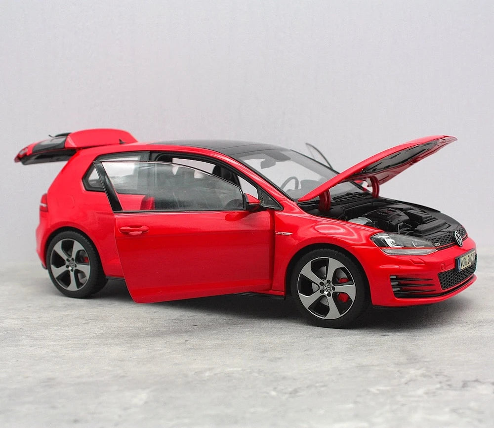 [Norev] 1:18 Volkswagen 2013 Golf GTI MK7 Red Model Car Resin