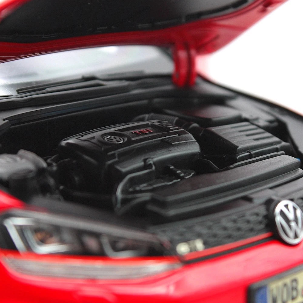 [Norev] 1:18 Volkswagen 2013 Golf GTI MK7 Red Model Car Resin