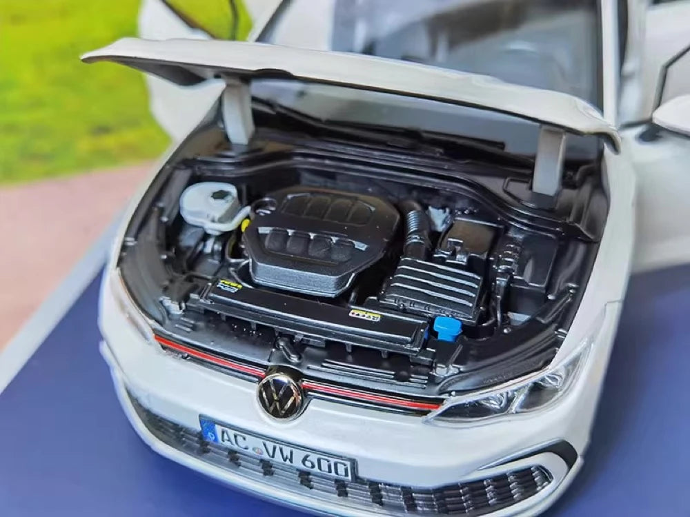 [Norev] 1:18 Volkswagen 2020 Golf GTI ホワイト モデルカー レジン