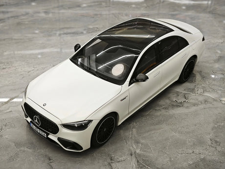 NZG Mercedes-AMG 2023 S 63 E Performance V223 Opalith White 1:18 – Collectible Diecast Model Die-Cast