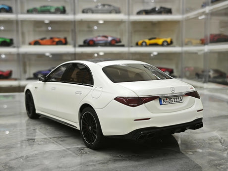 NZG Mercedes-AMG 2023 S 63 E Performance V223 Opalith White 1:18 – Collectible Diecast Model Die-Cast