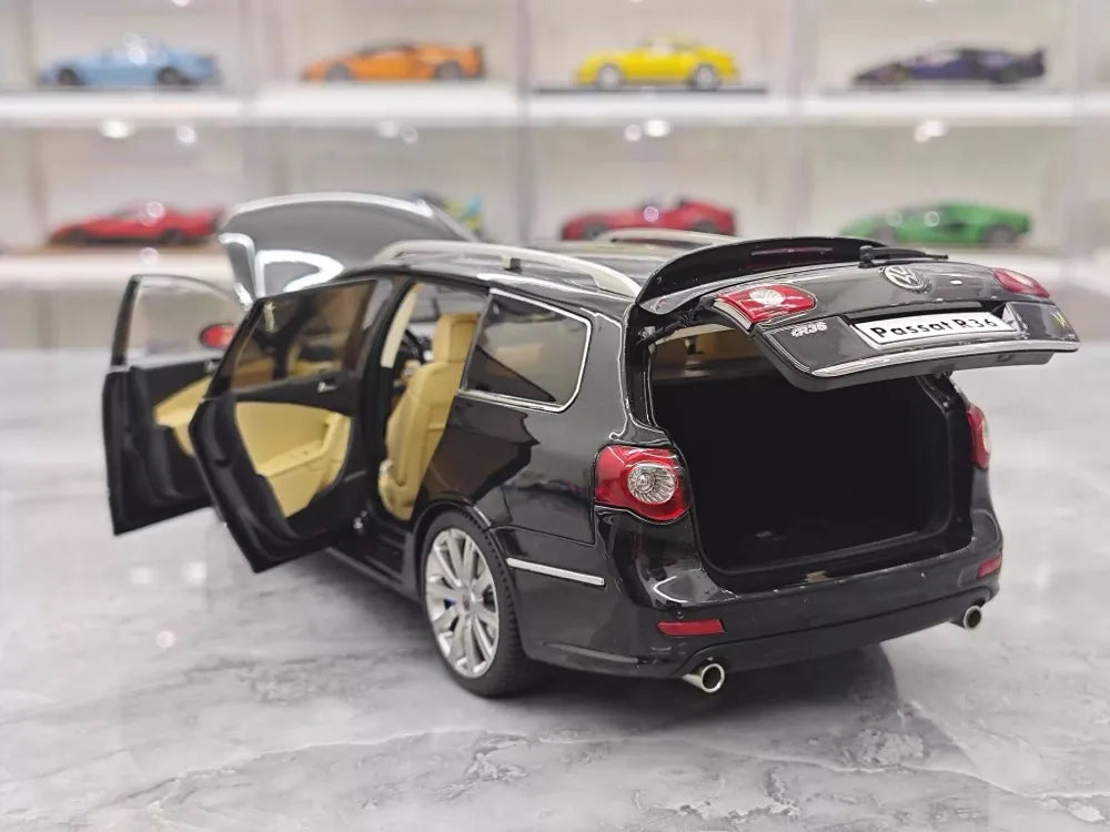 [NZG] 1:18 Volkswagen 2008 Passat R36 Estate nero modellino di auto Die-Cast