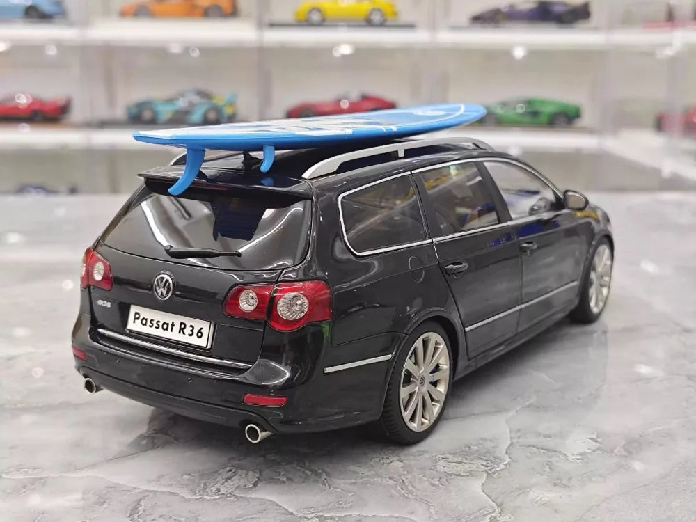 [NZG] 1:18 Volkswagen 2008 Passat R36 Estate Black Model Car Die-Cast