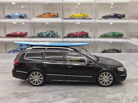 [NZG] 1:18 Volkswagen 2008 Passat R36 Estate Black Model Car Die-Cast