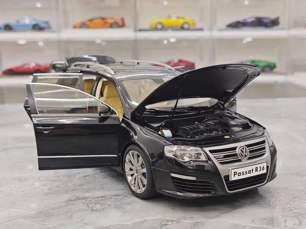 [NZG] 1:18 Volkswagen 2008 Passat R36 Estate nero modellino di auto Die-Cast