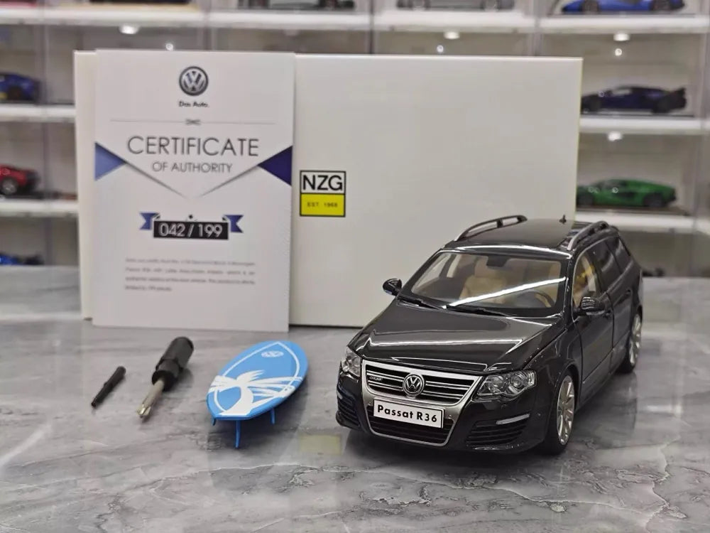 [NZG] 1:18 Volkswagen 2008 Passat R36 Estate nero modellino di auto Die-Cast