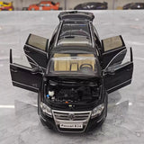 [NZG] 1:18 Volkswagen 2008 Passat R36 Estate Black Model Car Die-Cast