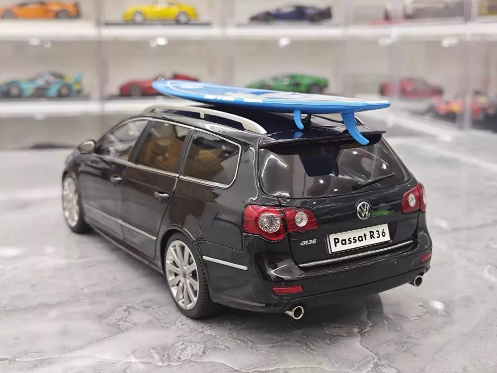 [NZG] 1:18 Volkswagen 2008 Passat R36 Estate nero modellino di auto Die-Cast