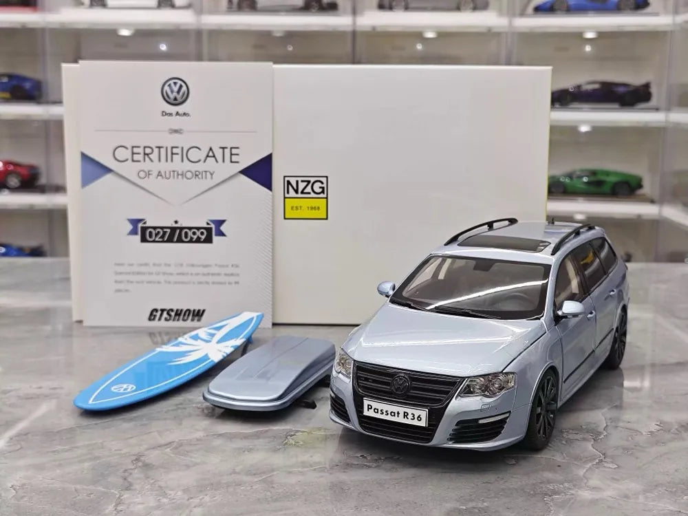 [NZG] 1:18 Volkswagen 2008 Passat R36 Estate Blue Model Car Die-Cast