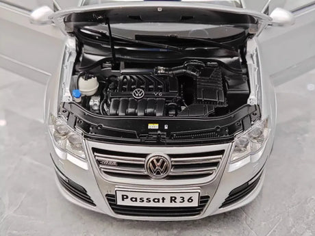 [NZG] 1:18 Volkswagen 2008 Passat R36 Estate Silver Model Car Die-Cast