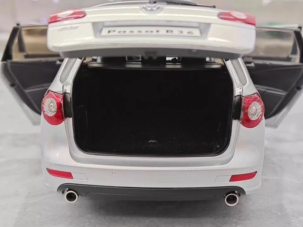 [NZG] 1:18 Volkswagen 2008 Passat R36 Estate argent voiture miniature Die-Cast