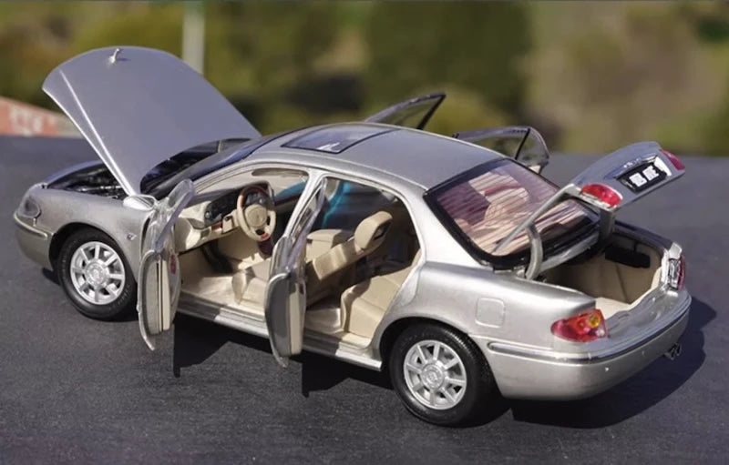 [OEM] 1:18 Buick 1997 Regal argento modellino di auto Die-Cast