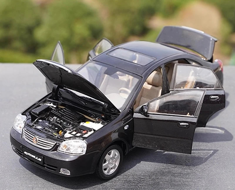 [OEM] 1:18 Buick 2003 Excelle Black Model Car Die-Cast