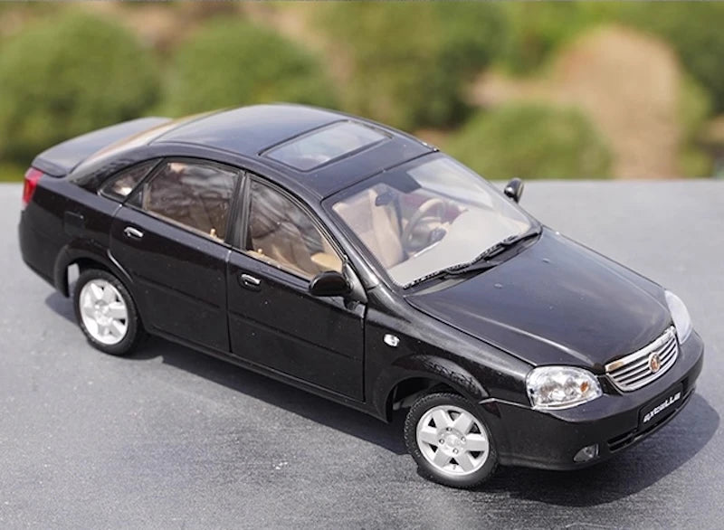 [OEM] 1:18 Buick 2003 Excelle Black Model Car Die-Cast