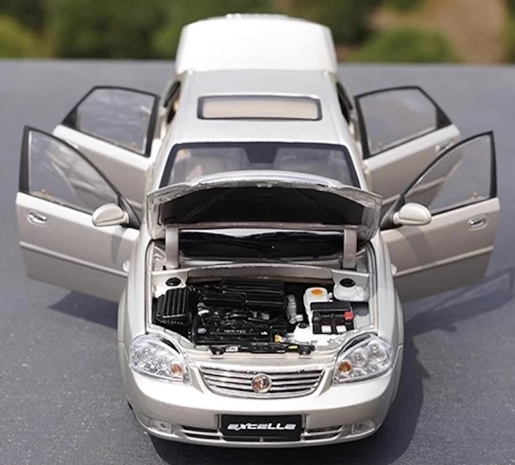 [OEM] 1:18 Buick 2003 Excelle シルバー モデルカー Die-Cast