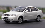 [OEM] 1:18 Buick 2003 Excelle valkoinen pienoismalli Die-Cast