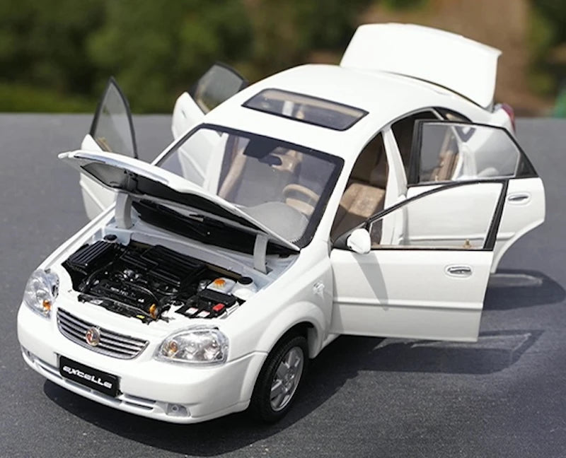 [OEM] 1:18 Buick 2003 Excelle ホワイト モデルカー Die-Cast