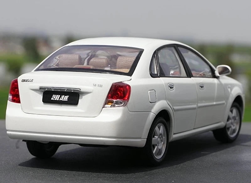 [OEM] 1:18 Buick 2003 Excelle ホワイト モデルカー Die-Cast