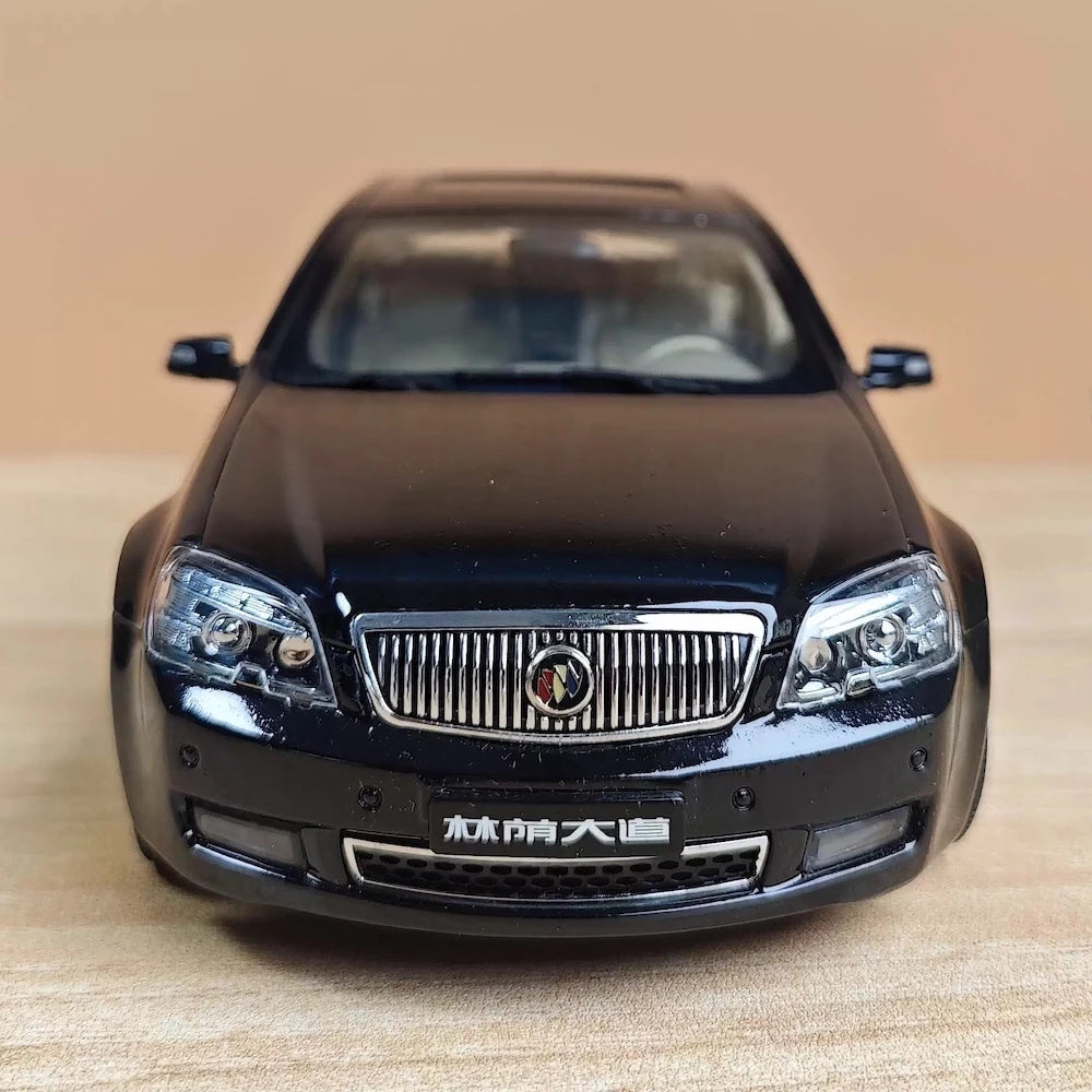 [OEM] 1:18 Buick 2007 Park Avenue Black Model Car Die-Cast