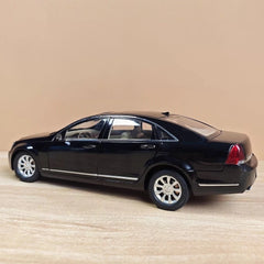 [OEM] 1:18 Buick 2007 Park Avenue Black Model Car Die-Cast