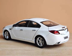 [OEM] 1:18 Buick 2014 Regal GS White Model Car Die-Cast