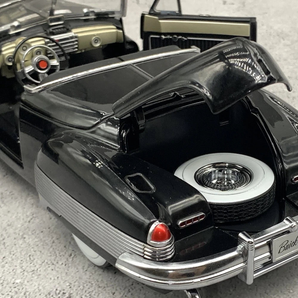 [SunStar] 1:18 Buick 1938 Y-Job Black Model Car Die-Cast