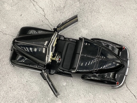 [SunStar] 1:18 Buick 1938 Y-Job Black Model Car Die-Cast