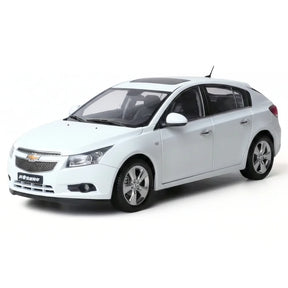 [OEM] 1:18 Chevrolet 2012 Cruze White Model Car Die-Cast