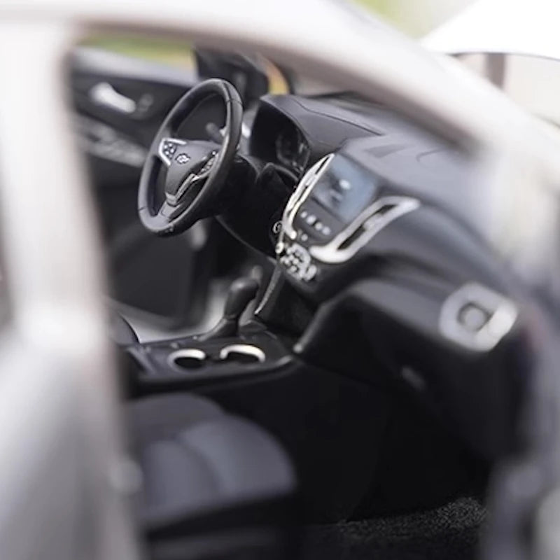 [OEM] 1:18 Chevrolet 2018 Equinox Redline argento modellino di auto Die-Cast