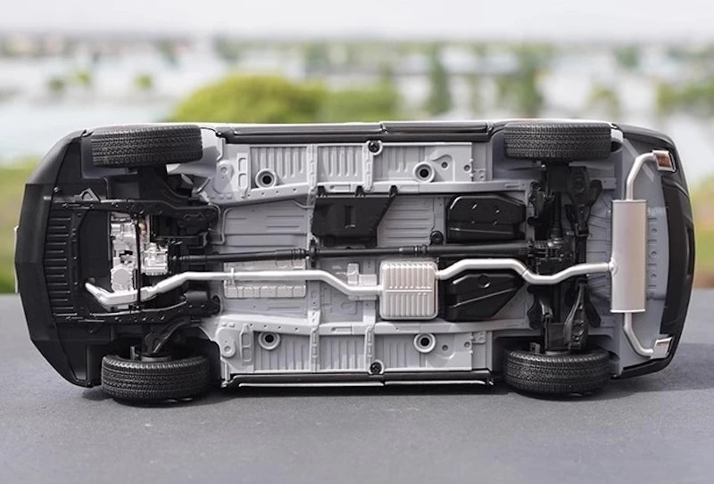 [OEM] 1:18 Chevrolet 2018 Equinox Redline argento modellino di auto Die-Cast