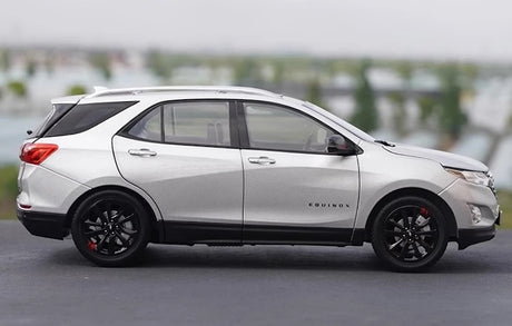 [OEM] 1:18 Chevrolet 2018 Equinox Redline Silver Model Car Die-Cast