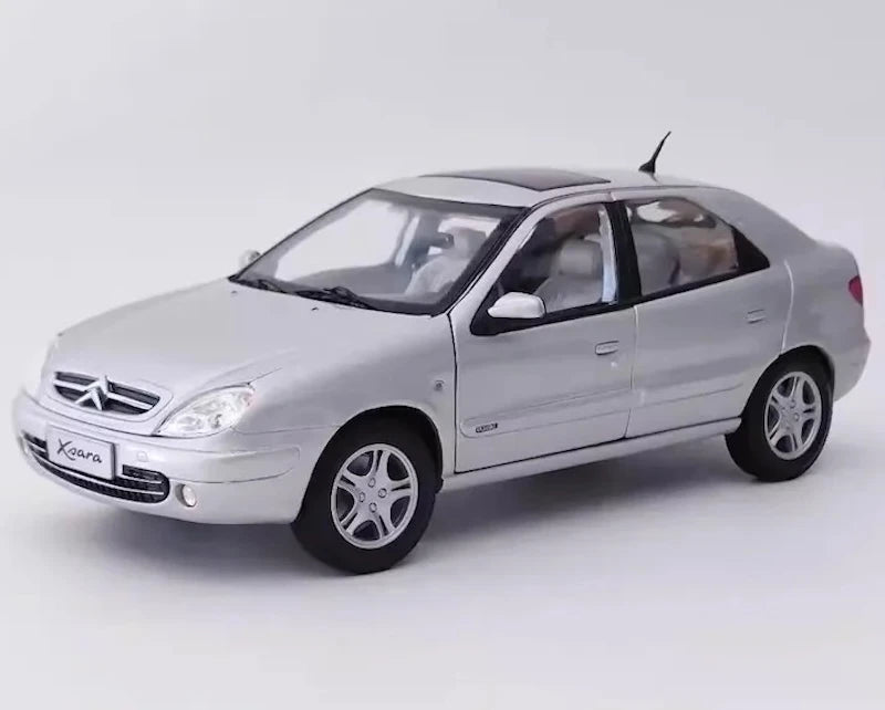 [OEM] 1:18 Citroen 1997 Xsara argent voiture miniature Die-Cast