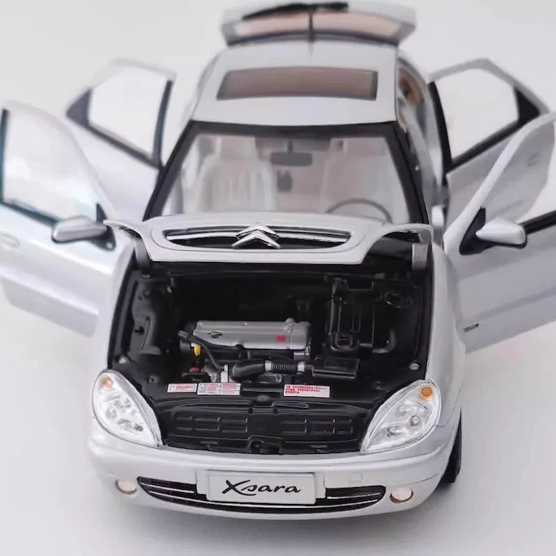 [OEM] 1:18 Citroen 1997 Xsara argent voiture miniature Die-Cast