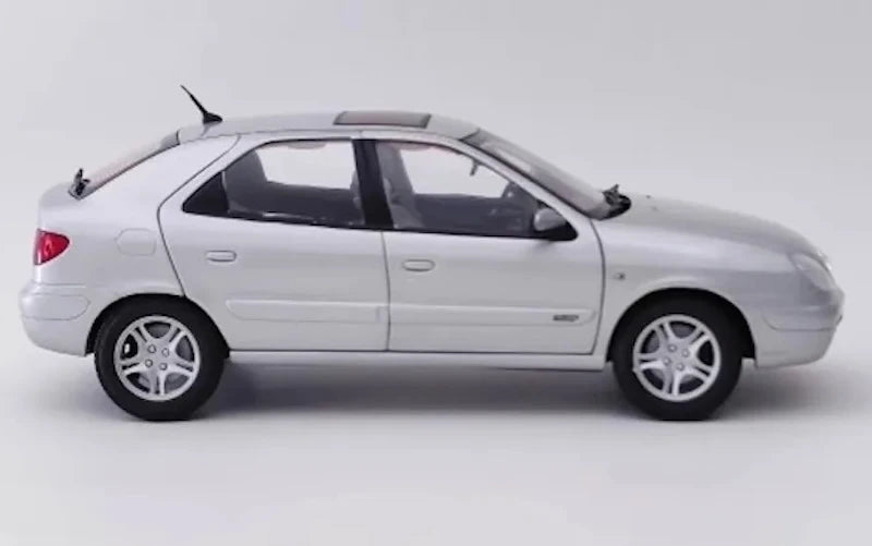[OEM] 1:18 Citroen 1997 Xsara silver modellbil Die-Cast