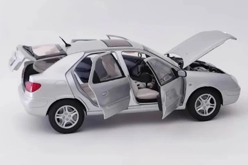 [OEM] 1:18 Citroen 1997 Xsara argent voiture miniature Die-Cast