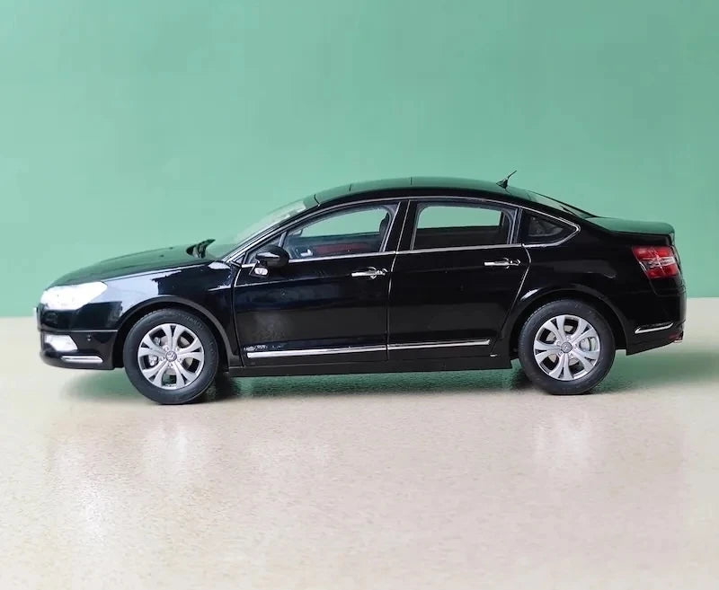 [OEM] 1:18 Citroen 2008 C5 Black Model Car Die-Cast