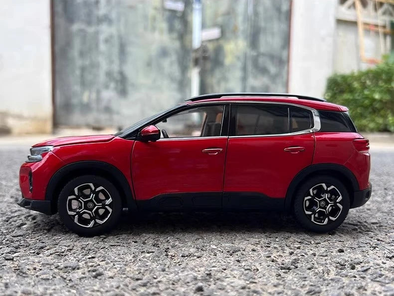 [OEM] 1:18 Citroen 2022 C5 Aircross Beyond Red Model Car Die-Cast