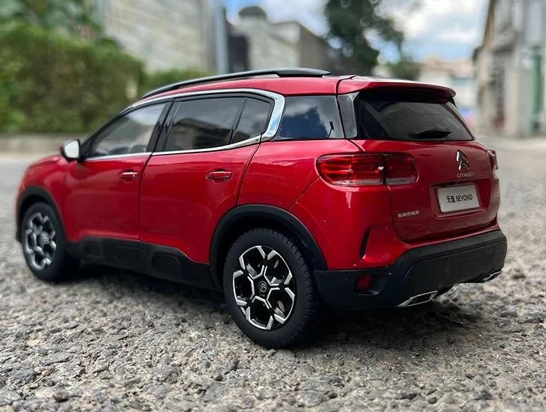 [OEM] 1:18 Citroen 2022 C5 Aircross Beyond Red Model Car Die-Cast