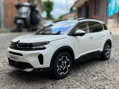 [OEM] 1:18 Citroen 2022 C5 Aircross Beyond White Model Car Die-Cast