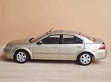 [OEM] 1:18 Ford 2000 Mondeo Gold Model Car Die-Cast
