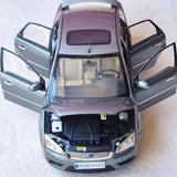 [OEM] 1:18 Ford 2005 Focus Gray Model Car Die-Cast