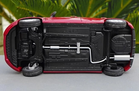 [OEM] 1:18 Ford 2008 Fiesta Red Model Car Die-Cast
